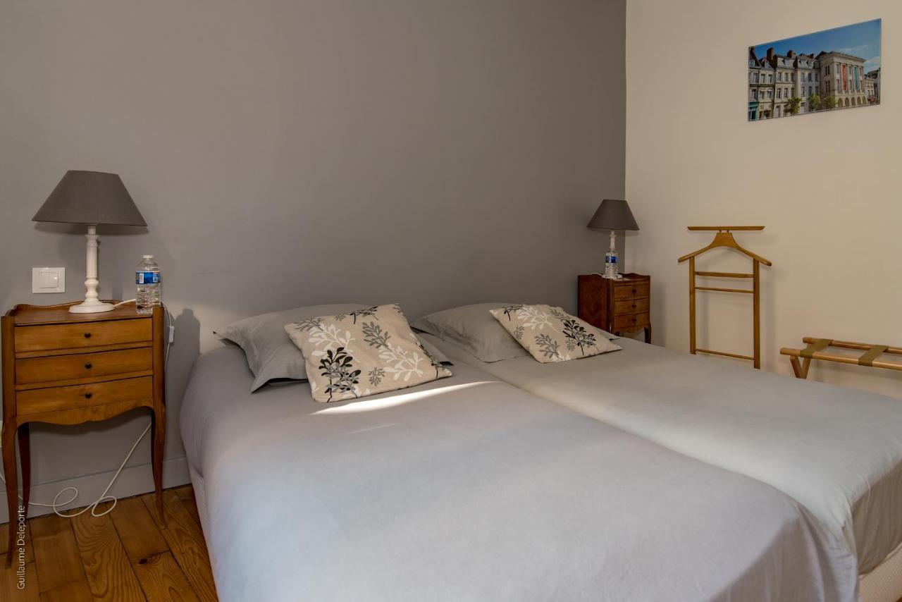 Chambre D'Hotes Les Cles Des Places Arras Exteriör bild